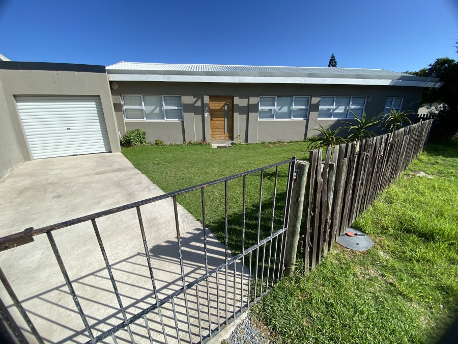 3 Bedroom Property for Sale in Kidds Beach Eastern Cape